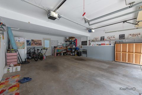 Tiny photo for 818 Brentwood Court, Schaumburg, IL 60193 (MLS # 12479925)