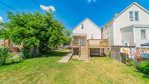 Tiny photo for 10439 S Avenue M, Chicago, IL 60617 (MLS # 12585321)