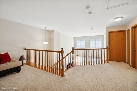 Tiny photo for 711 CREEKSIDE Circle #711, Gurnee, IL 60031 (MLS # 12417668)