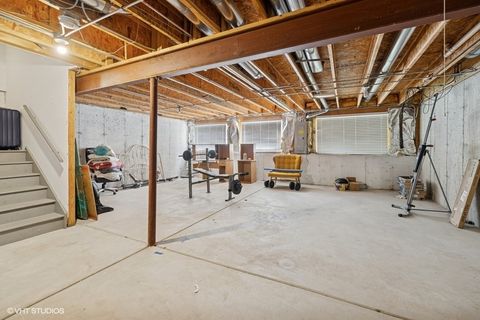 Tiny photo for 711 CREEKSIDE Circle #711, Gurnee, IL 60031 (MLS # 12417668)