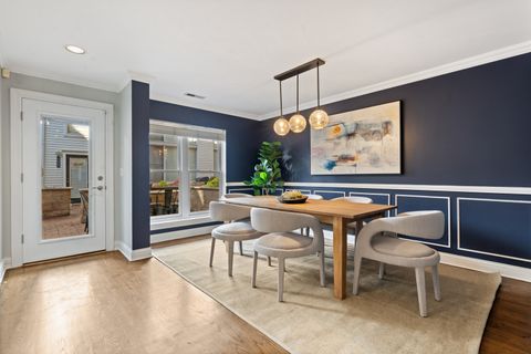 Tiny photo for 2843 N Lincoln Avenue #103, Chicago, IL 60657 (MLS # 12713958)