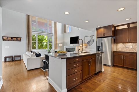 Tiny photo for 2843 N Lincoln Avenue #103, Chicago, IL 60657 (MLS # 12713958)