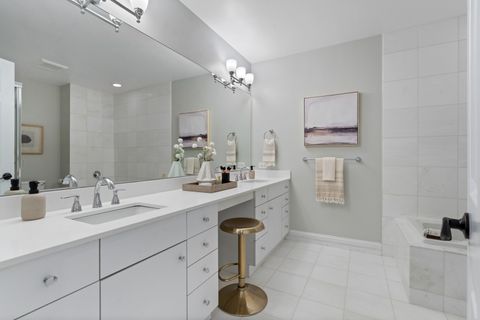 Tiny photo for 2843 N Lincoln Avenue #103, Chicago, IL 60657 (MLS # 12713958)