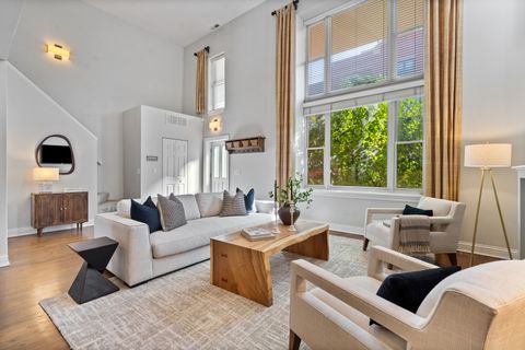 Tiny photo for 2843 N Lincoln Avenue #103, Chicago, IL 60657 (MLS # 12713958)