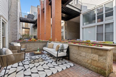 Tiny photo for 2843 N Lincoln Avenue #103, Chicago, IL 60657 (MLS # 12713958)