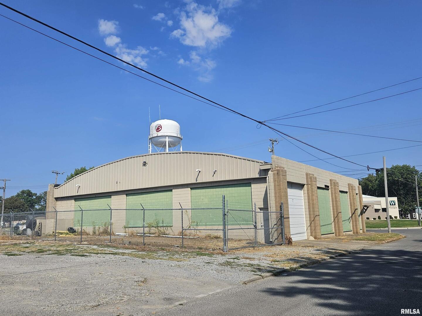 115 N COMMERCIAL Street