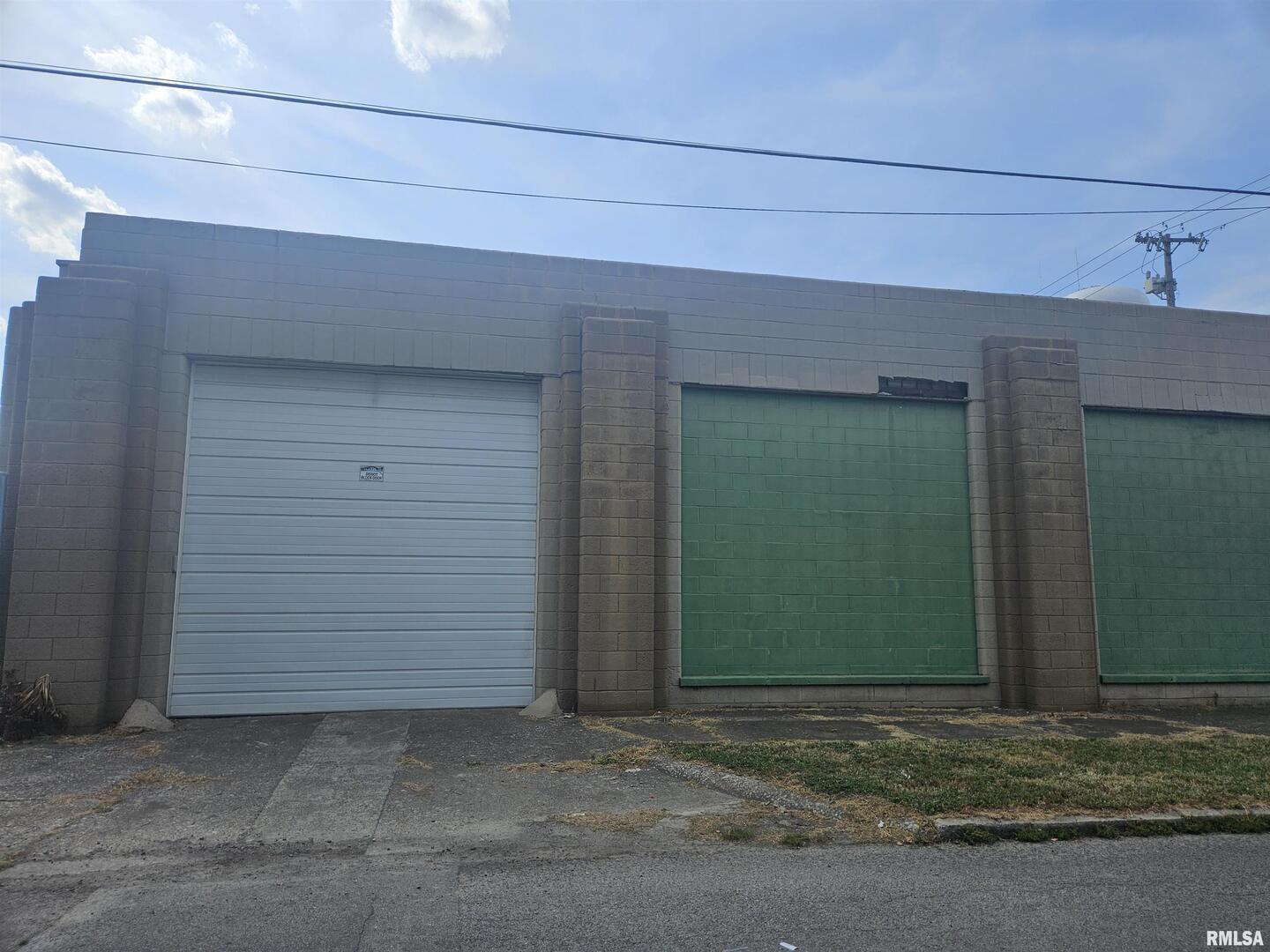 115 N COMMERCIAL Street