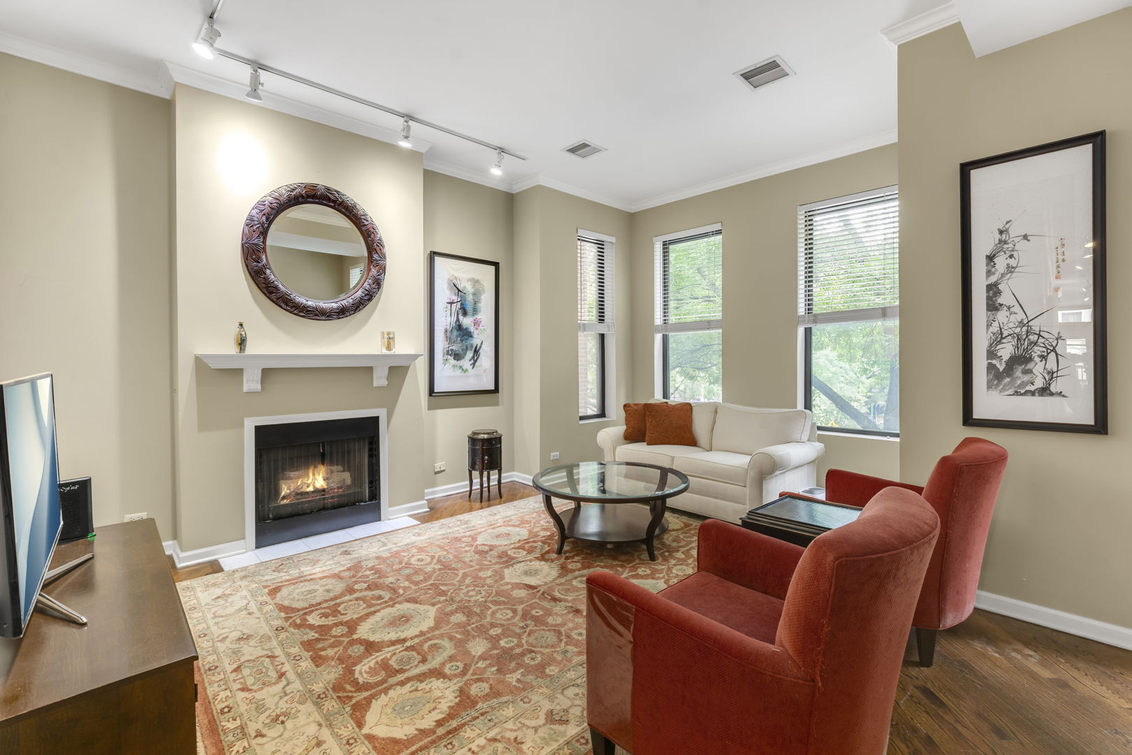 2541 N Racine Avenue 2