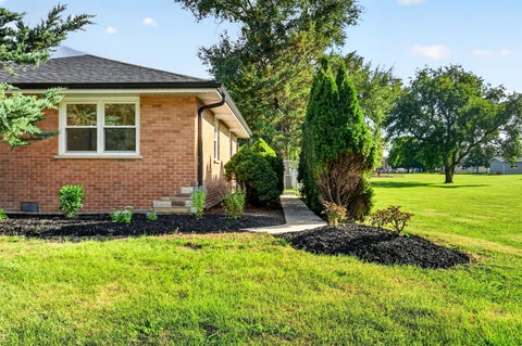 Tiny photo for 7917 W 111th Street, Palos Hills, IL 60465 (MLS # 12771299)