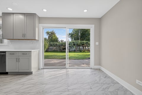 Tiny photo for 7917 W 111th Street, Palos Hills, IL 60465 (MLS # 12771299)