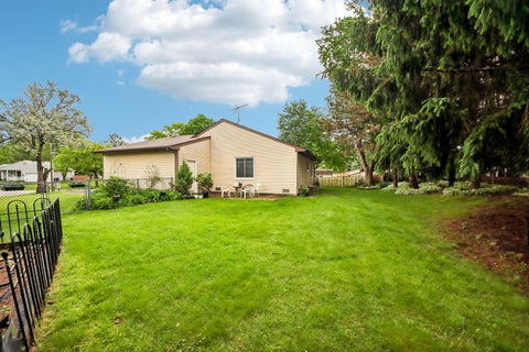 Tiny photo for 356 Westbrook Circle, Naperville, IL 60565 (MLS # 12733479)