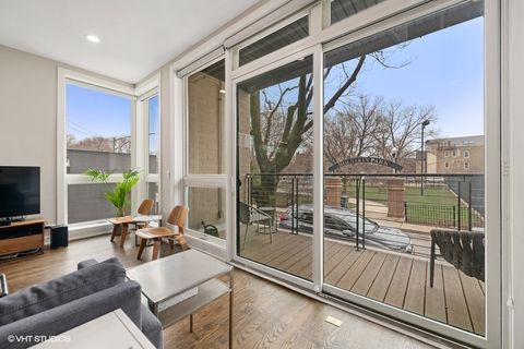 Tiny photo for 2208 N Oakley Avenue #1N, Chicago, IL 60647 (MLS # 12480585)