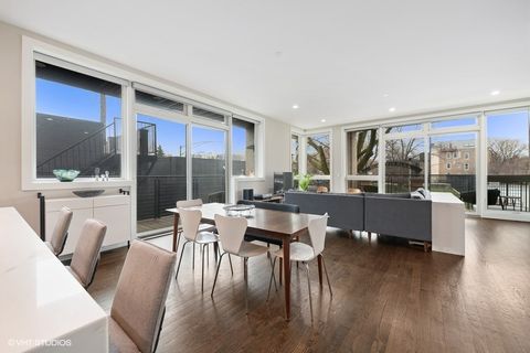 Tiny photo for 2208 N Oakley Avenue #1N, Chicago, IL 60647 (MLS # 12480585)