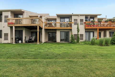Tiny photo for 74 Commonwealth Court #2, Vernon Hills, IL 60061 (MLS # 12675816)