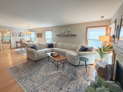 Tiny photo for 522 Bradbury Lane #522, Geneva, IL 60134 (MLS # 12730519)