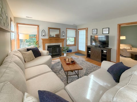 Tiny photo for 522 Bradbury Lane #522, Geneva, IL 60134 (MLS # 12730519)