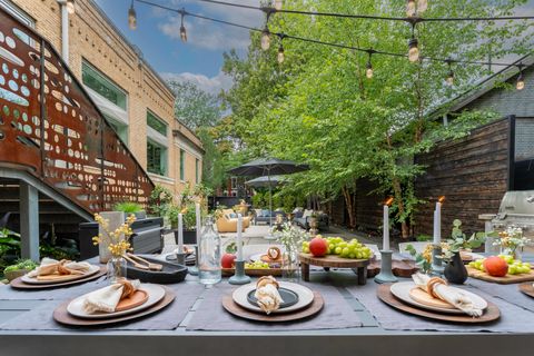 Tiny photo for 1019 N WOLCOTT Avenue, Chicago, IL 60622 (MLS # 12542422)