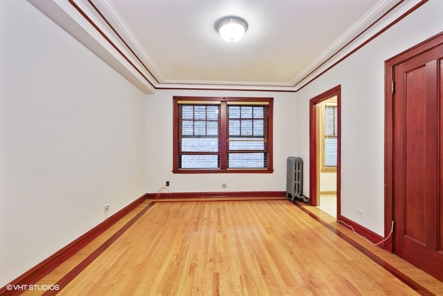 3604 N Pine Grove Avenue 2H