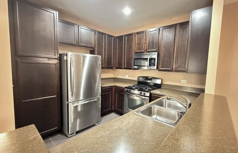 Tiny photo for 2250 Aurora Drive #24, Pingree Grove, IL 60140 (MLS # 12566372)