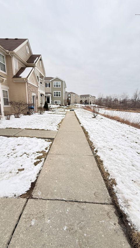 Tiny photo for 2250 Aurora Drive #24, Pingree Grove, IL 60140 (MLS # 12566372)