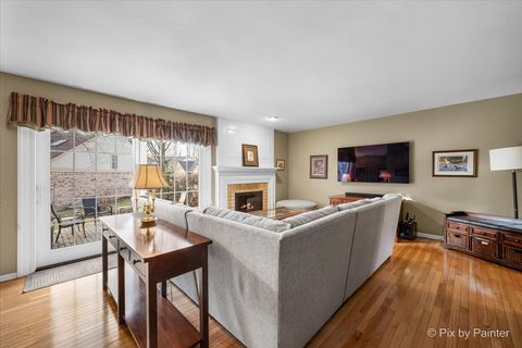 Tiny photo for 118 Versailles Court, Bloomingdale, IL 60108 (MLS # 12579069)