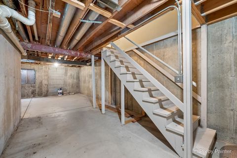 Tiny photo for 118 Versailles Court, Bloomingdale, IL 60108 (MLS # 12579069)