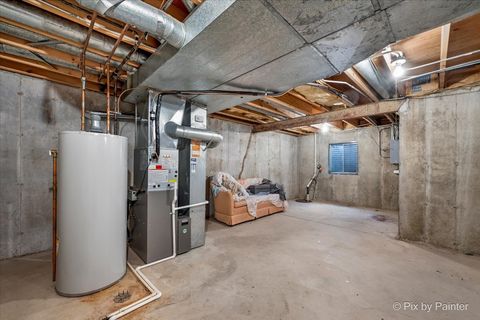 Tiny photo for 118 Versailles Court, Bloomingdale, IL 60108 (MLS # 12579069)