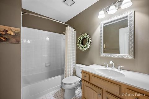 Tiny photo for 118 Versailles Court, Bloomingdale, IL 60108 (MLS # 12579069)