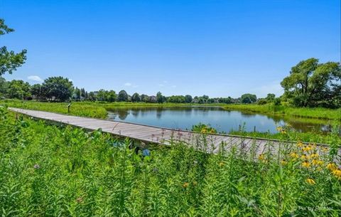 Tiny photo for 118 Versailles Court, Bloomingdale, IL 60108 (MLS # 12579069)