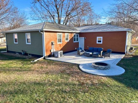 Tiny photo for 102 AMBER Lane, Geneseo, IL 61254 (MLS # QC4269769)