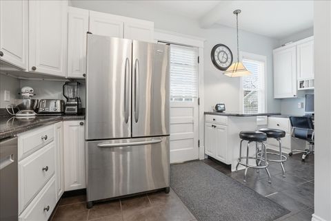 Tiny photo for 1413 N Clinton Boulevard, Bloomington, IL 61701 (MLS # 12591037)