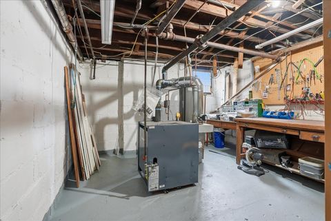 Tiny photo for 1413 N Clinton Boulevard, Bloomington, IL 61701 (MLS # 12591037)