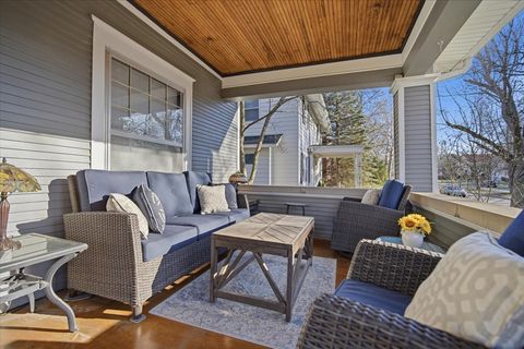 Tiny photo for 1413 N Clinton Boulevard, Bloomington, IL 61701 (MLS # 12591037)