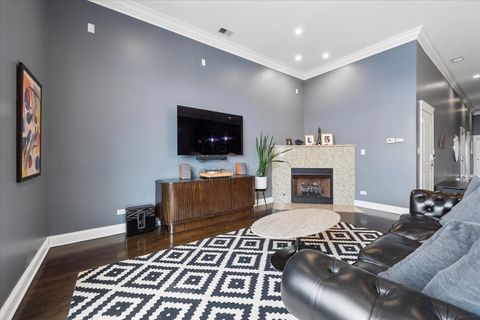 Tiny photo for 1423 W BELMONT Avenue #4, Chicago, IL 60657 (MLS # 12624986)
