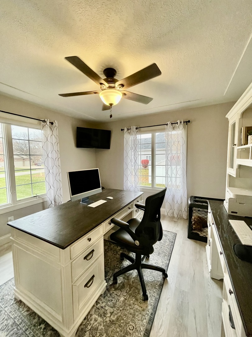 Kankakee, Illinois 60901, United States, 3 Bedrooms Bedrooms, ,3 BathroomsBathrooms,Residential,Active,245300