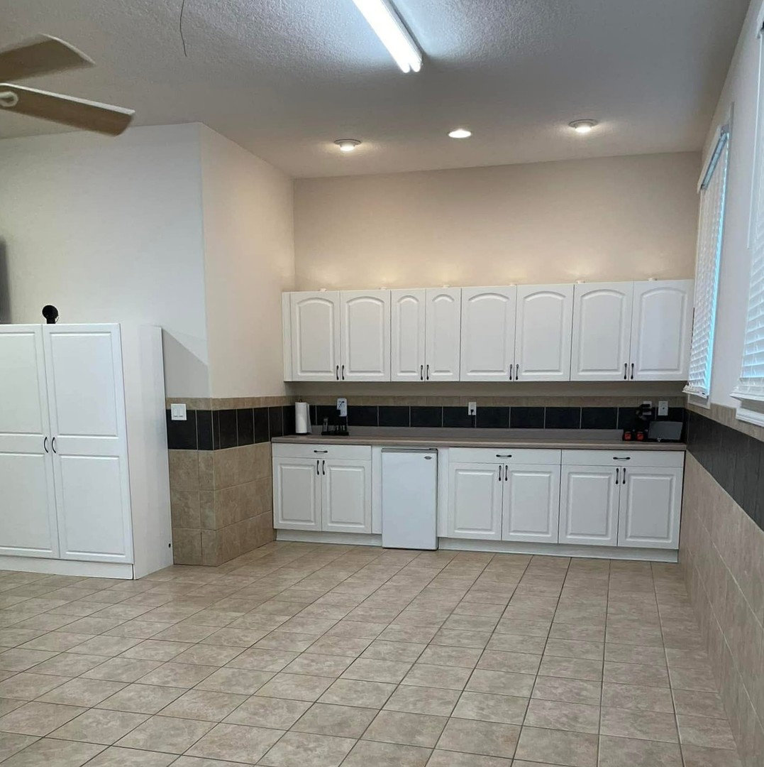 Kankakee, Illinois 60901, United States, 3 Bedrooms Bedrooms, ,3 BathroomsBathrooms,Residential,Active,245300