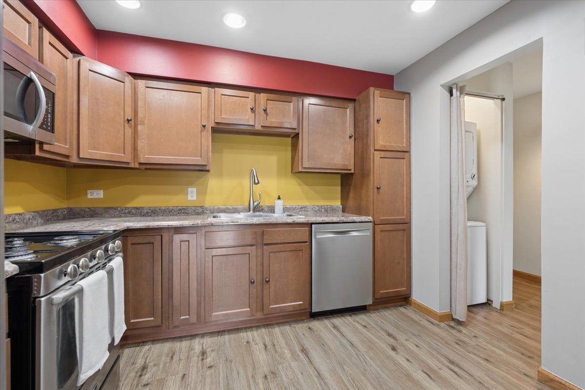 14505 central Court PH2