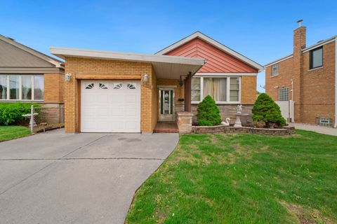 5738 S Newland Avenue Chicago IL 60638