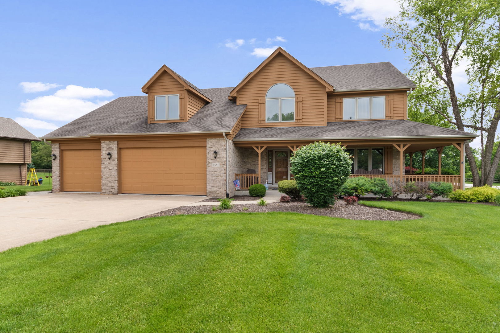 1223 Leinster Drive