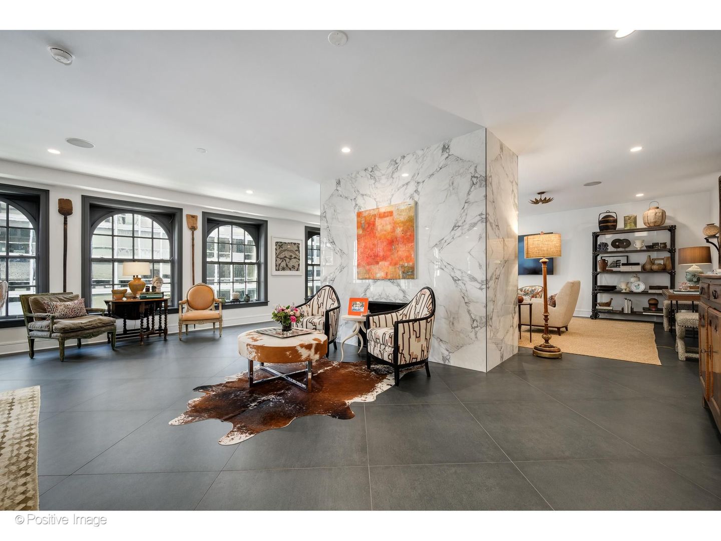 257 E Delaware Place 10AB