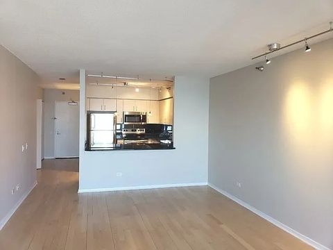Tiny photo for 512 N MCCLURG Court #4505, Chicago, IL 60611 (MLS # 12601050)