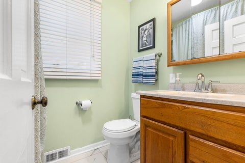 Tiny photo for 309 E Walnut Street, Roselle, IL 60172 (MLS # 12746415)