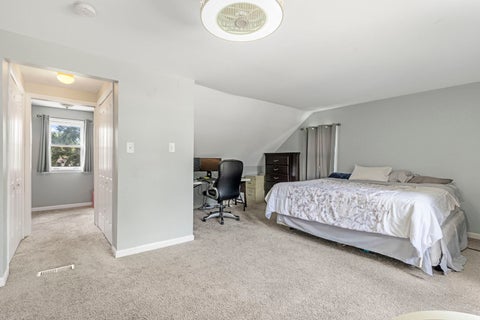 Tiny photo for 309 E Walnut Street, Roselle, IL 60172 (MLS # 12746415)