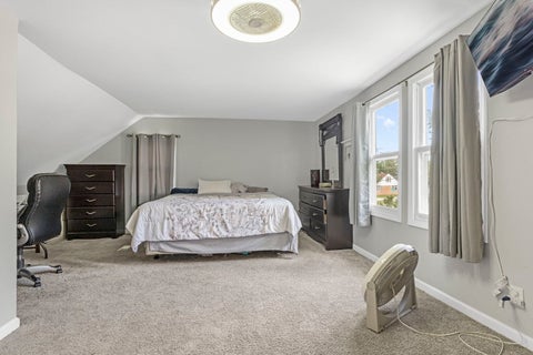 Tiny photo for 309 E Walnut Street, Roselle, IL 60172 (MLS # 12746415)