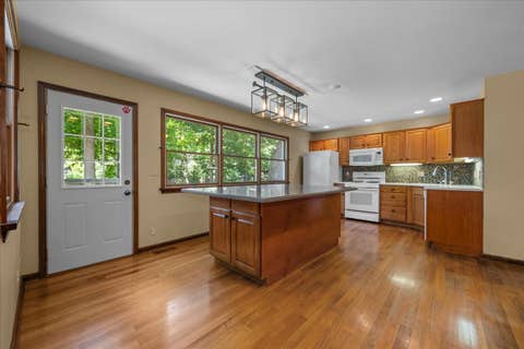Tiny photo for 1846 Allen Lane, St. Charles, IL 60174 (MLS # 12710144)