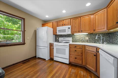 Tiny photo for 1846 Allen Lane, St. Charles, IL 60174 (MLS # 12710144)