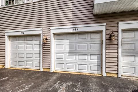 Tiny photo for 934 Surrey Lane #2, Sleepy Hollow, IL 60118 (MLS # 12599907)