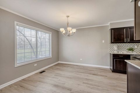 Tiny photo for 934 Surrey Lane #2, Sleepy Hollow, IL 60118 (MLS # 12599907)