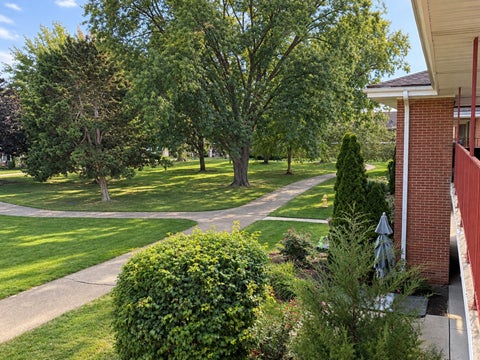 Tiny photo for 1105 Holiday Lane #14, Des Plaines, IL 60016 (MLS # 12764992)