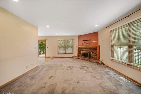 Tiny photo for 114 Wren Court, Glendale Heights, IL 60139 (MLS # 12714924)